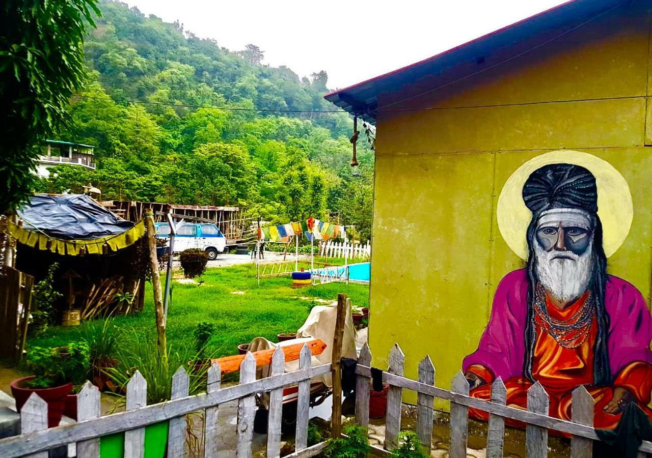 Hipostel Rishikesh Hostel Exterior photo